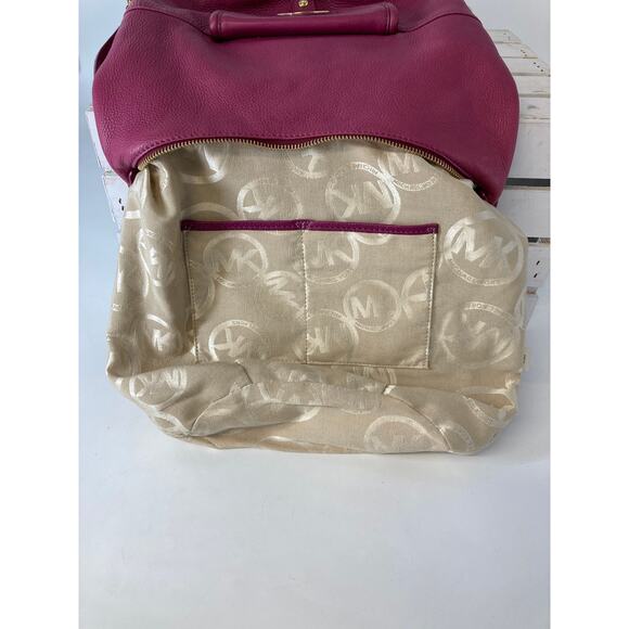 MICHAEL KORS, PINK PEBBLED LEATHER WOMENS LARGE SHOULDER BAG - Picture 15 of 16